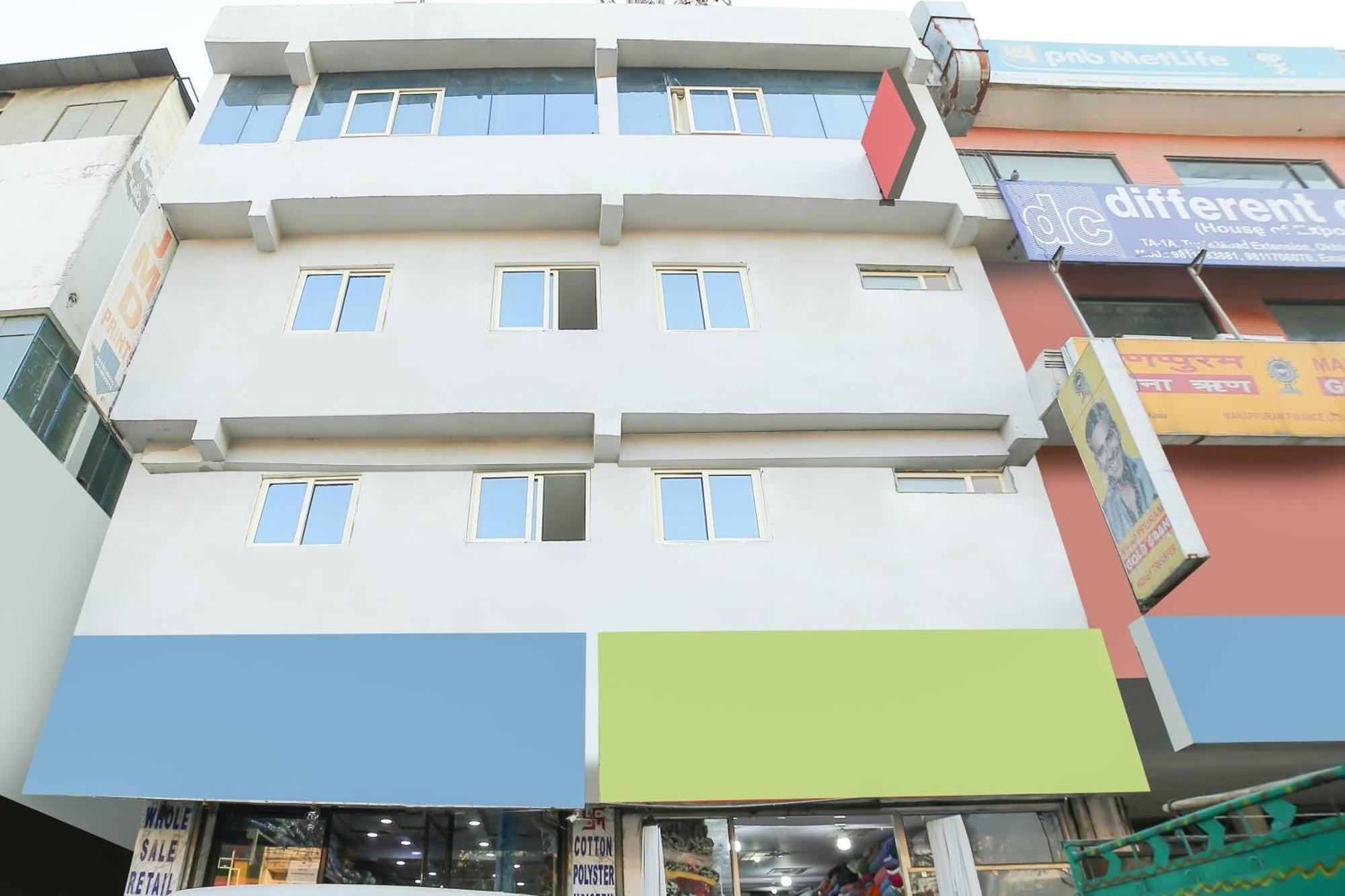My Comfortable Hotel New Delhi Exterior photo